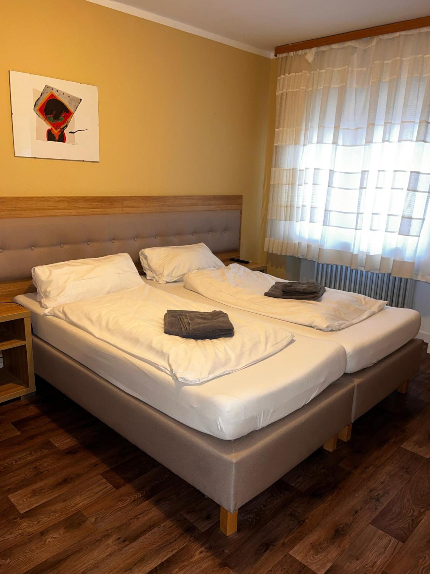 Hotel Zur Post Limburg Bad Camberg Hunfelden エクステリア 写真