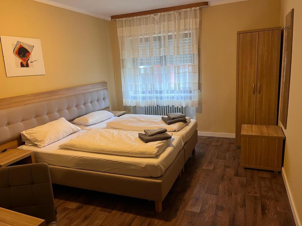 Hotel Zur Post Limburg Bad Camberg Hunfelden エクステリア 写真