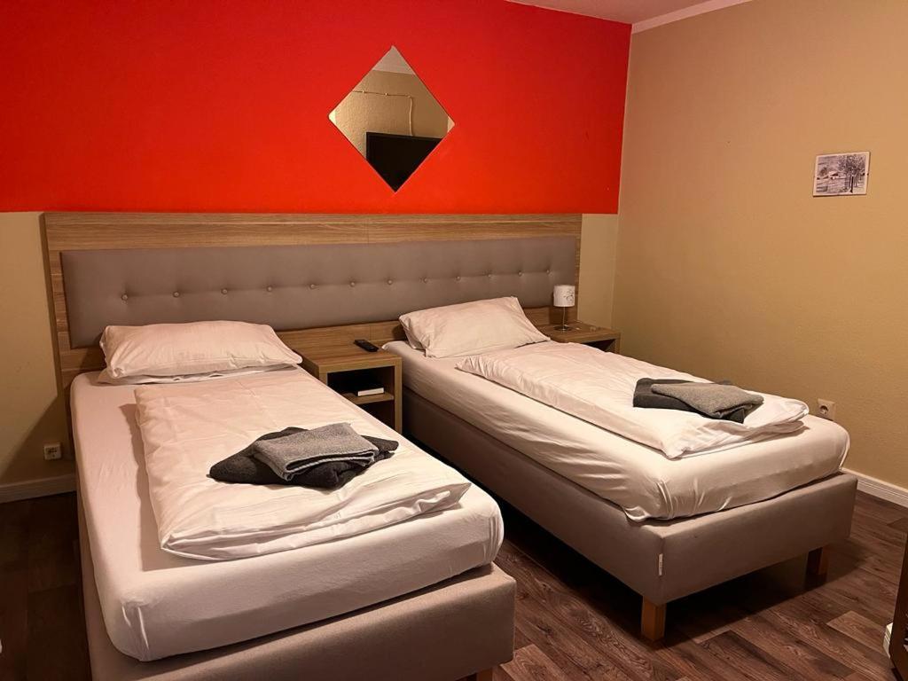 Hotel Zur Post Limburg Bad Camberg Hunfelden エクステリア 写真