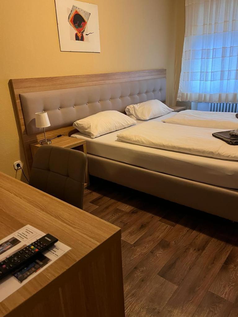 Hotel Zur Post Limburg Bad Camberg Hunfelden エクステリア 写真