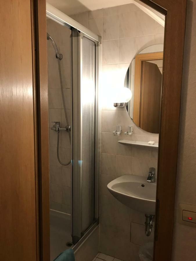 Hotel Zur Post Limburg Bad Camberg Hunfelden エクステリア 写真